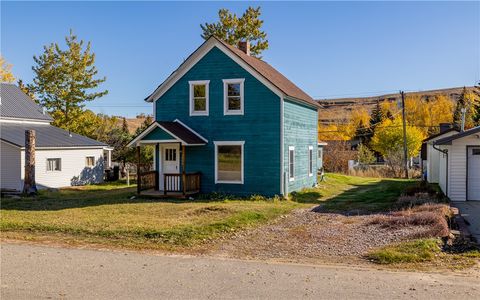 Photo of 1008 Grant S, Red Lodge, MT 59068 (MLS # 358891)