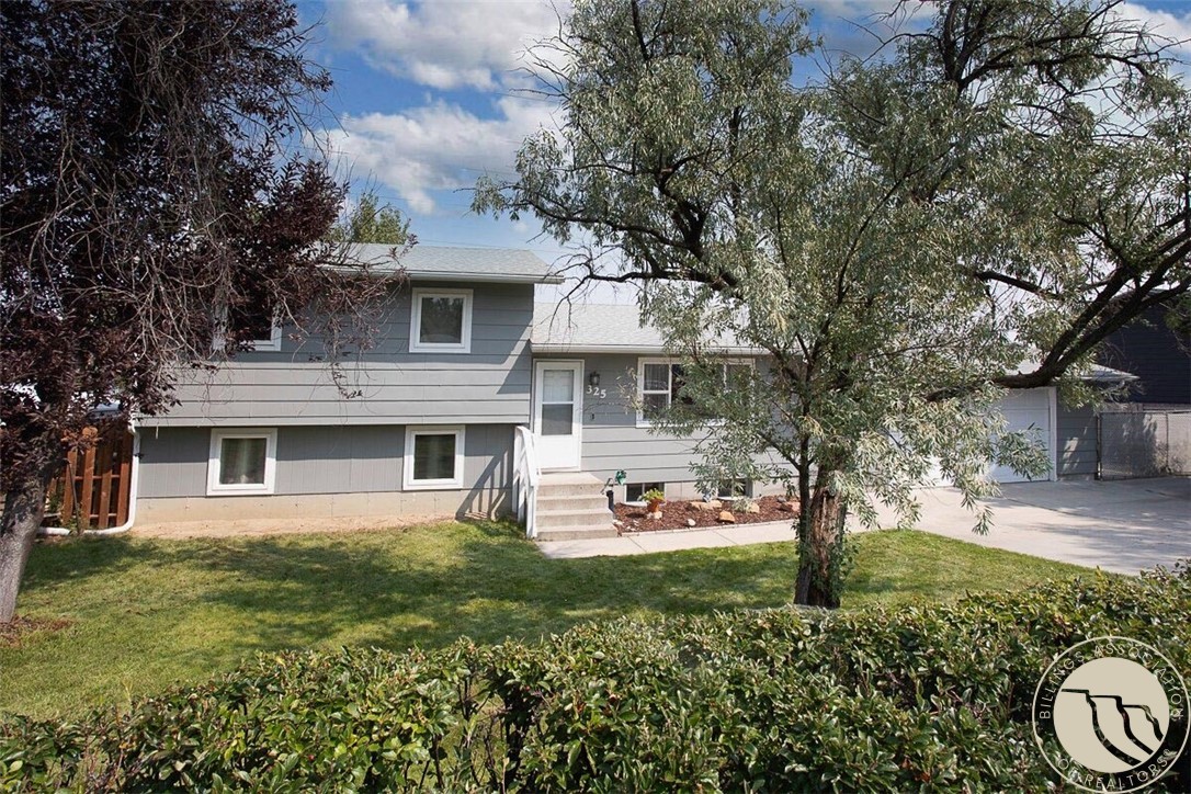 325 Sahara Drive