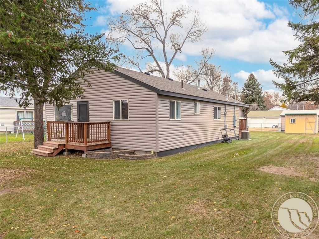 Photo of 115 W 6th Avenue N, Columbus, MT 59019 (MLS # 356412)
