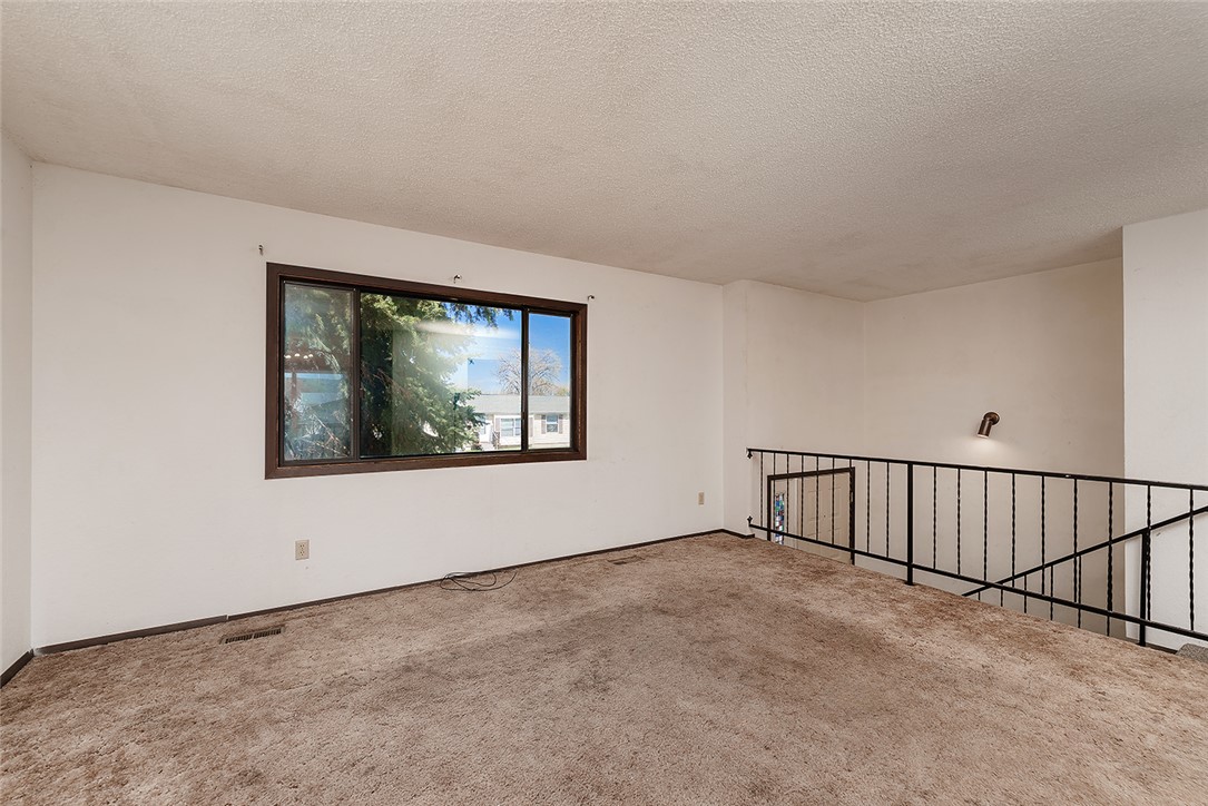 4032 Cambridge Drive