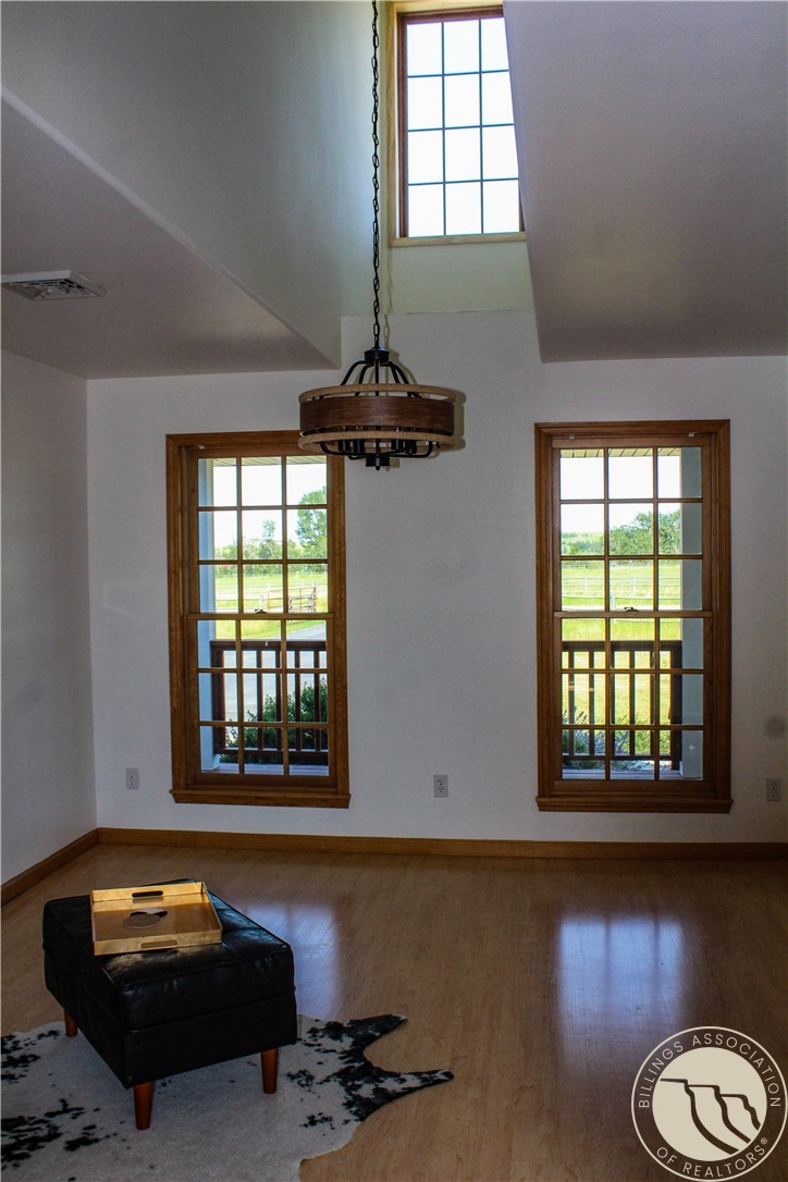 36 Meadowood Circle