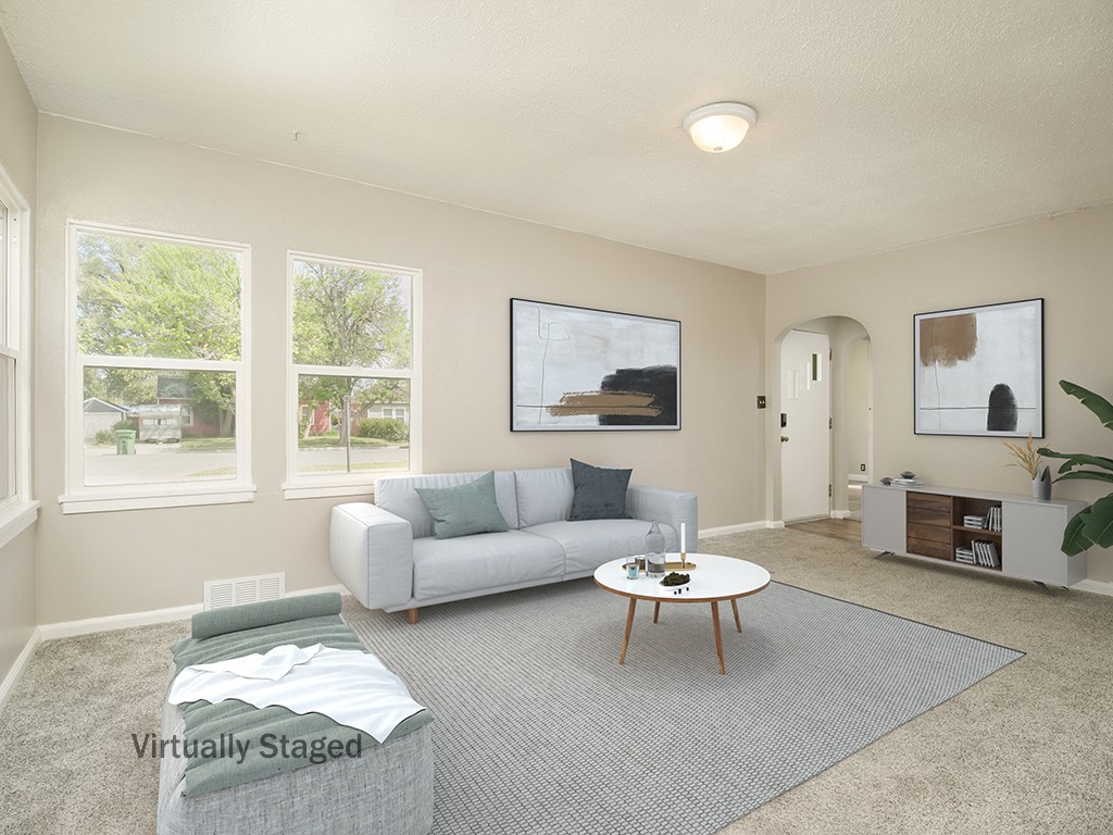 1326 Custer Avenue