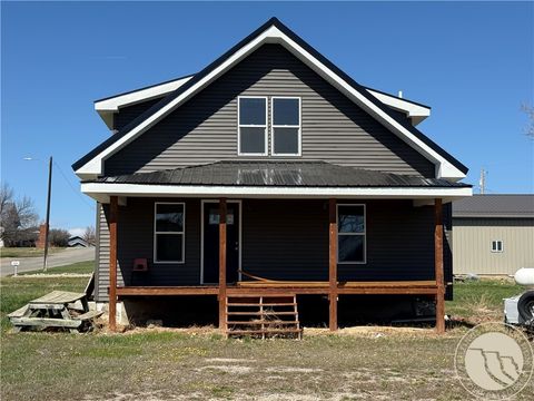 421 9th Avenue W Roundup MT 59072