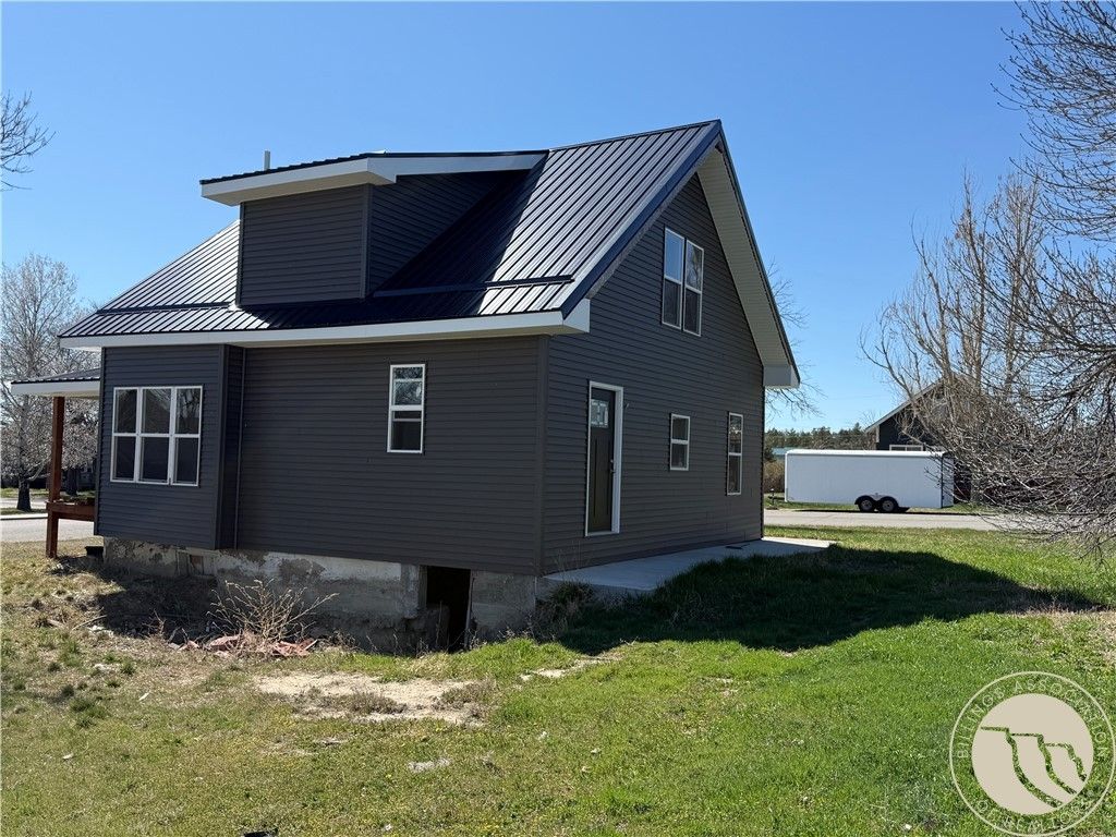 Photo of 421 9th Avenue W, Roundup, MT 59072 (MLS # 358648)