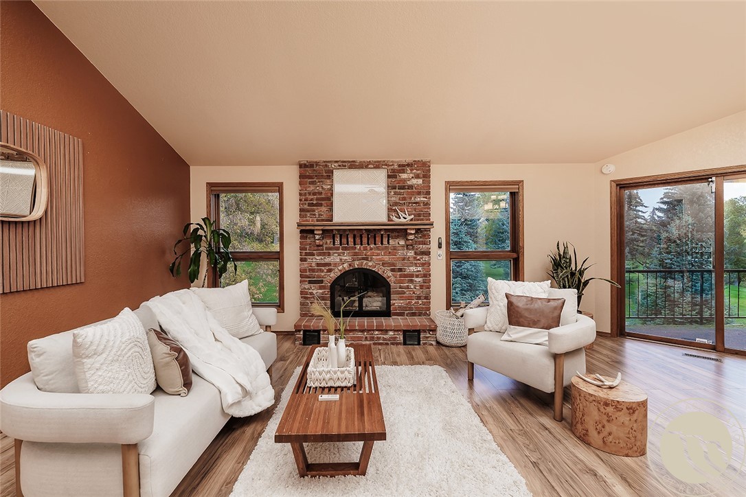 415 Avenue D 202