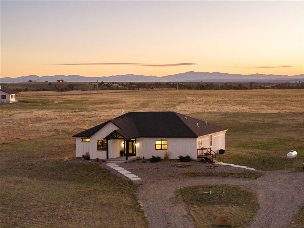 Photo of 5385 Collier Road, Billings, MT 59101 (MLS # 358634)