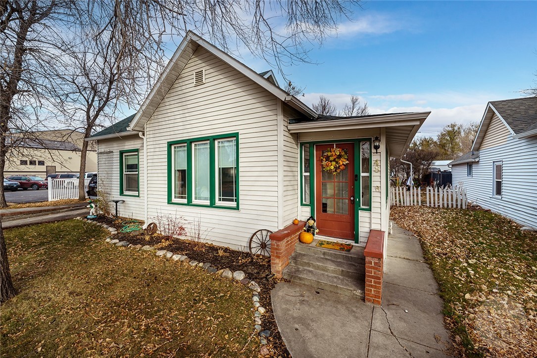 48 E 1st Ave. North