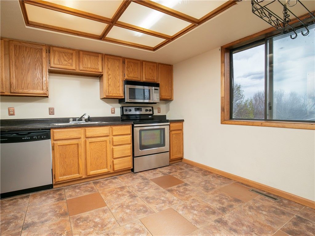 Photo of 1301 Paul Revere Street, Billings, MT 59105 (MLS # 358721)