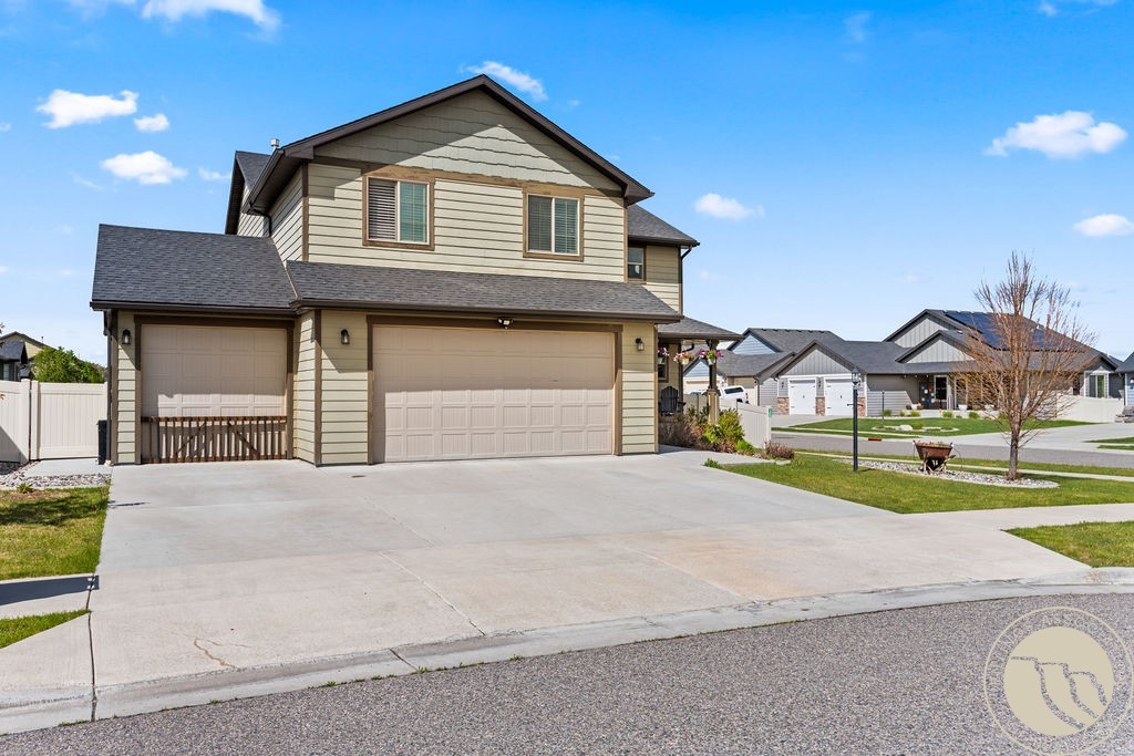 5807 Mountain Front Avenue