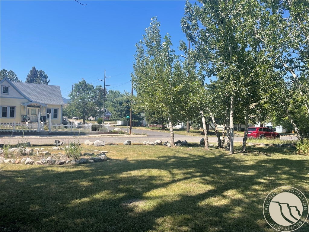 TBD Haggin Avenue S