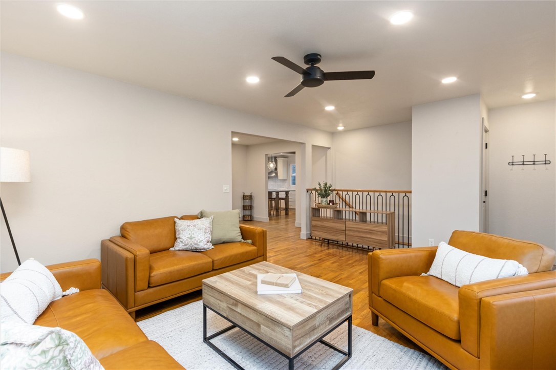 1925 Yellowstone Ave