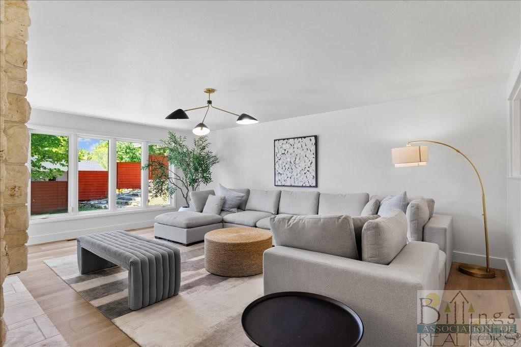 Billings, Montana 59102, United States, 3 Bedrooms Bedrooms, ,3 BathroomsBathrooms,Residential,Contingent,49965