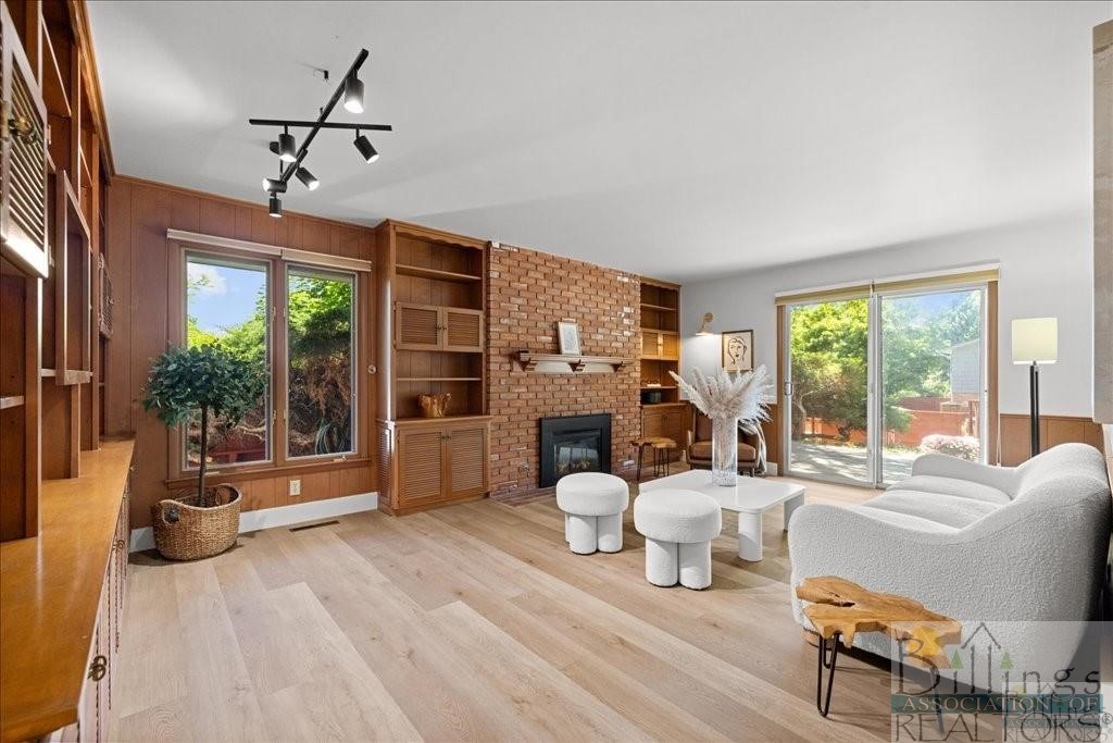 Billings, Montana 59102, United States, 3 Bedrooms Bedrooms, ,3 BathroomsBathrooms,Residential,Contingent,49965