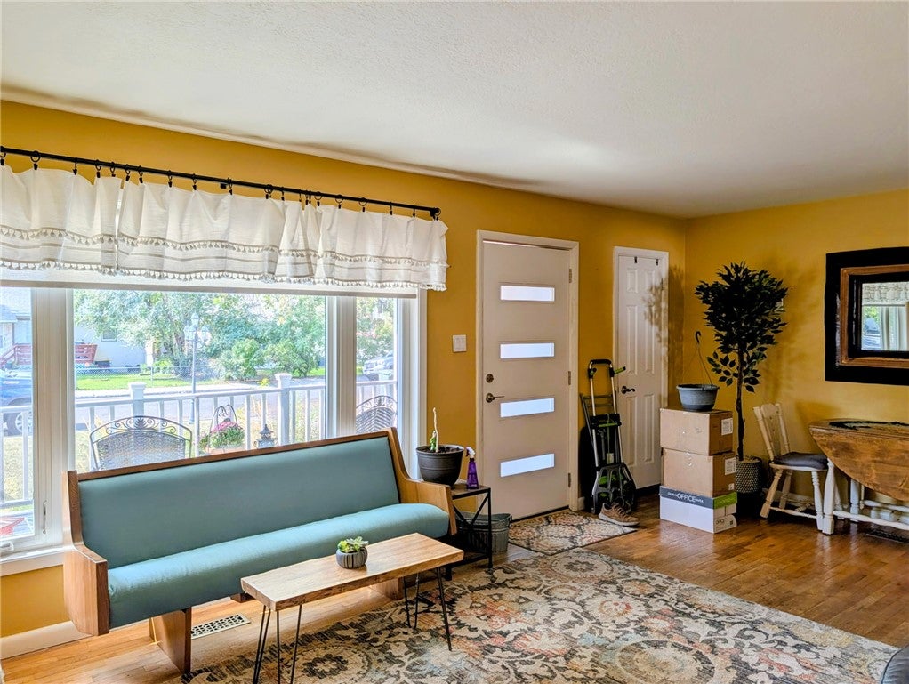 1535 Burlington