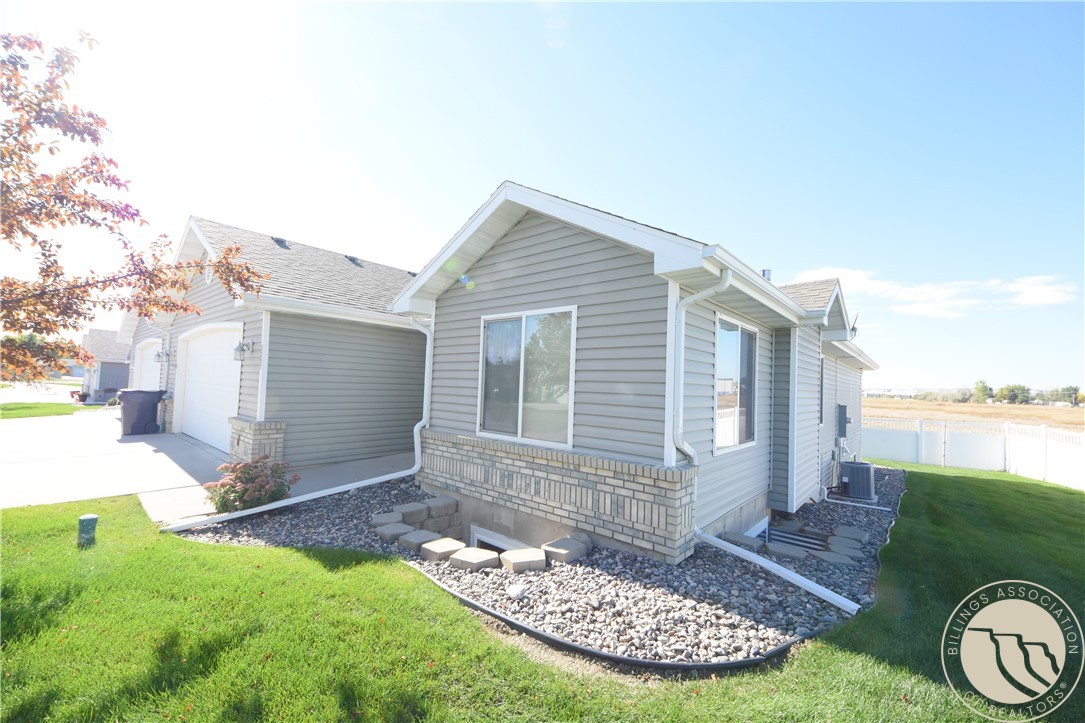 3291 Banff