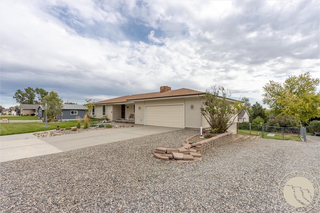 2143 Interlachen Drive