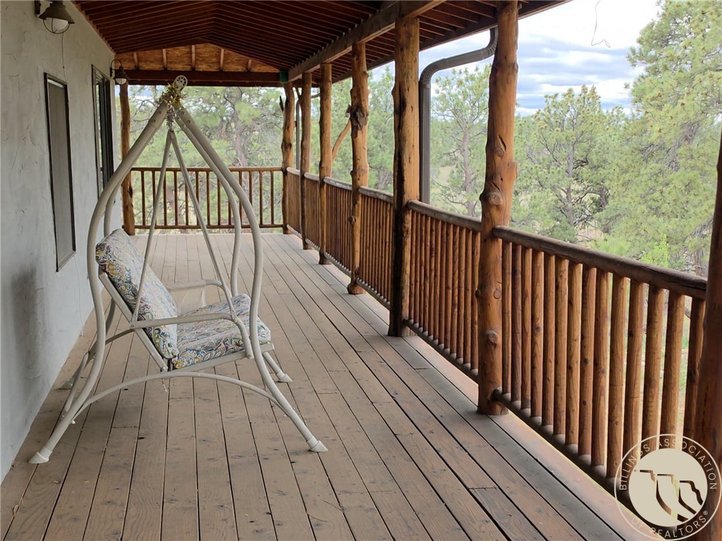 5750 Pleasant Hollow Trail