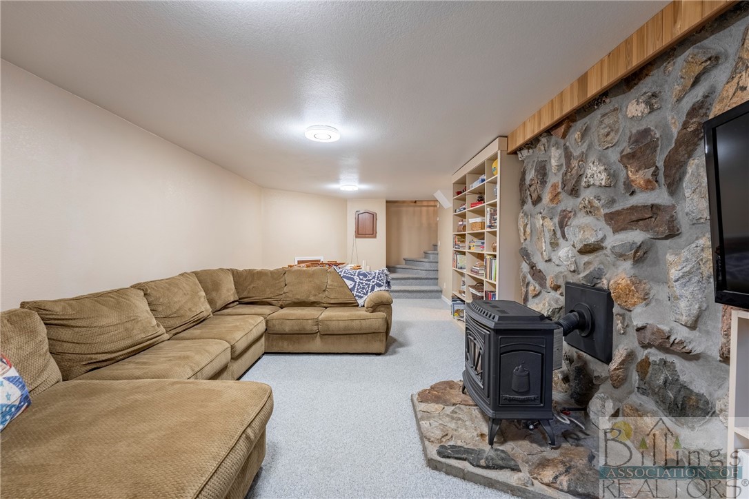 Red Lodge, Montana 59068, United States, 4 Bedrooms Bedrooms, ,2 BathroomsBathrooms,Residential,Contingent,55776