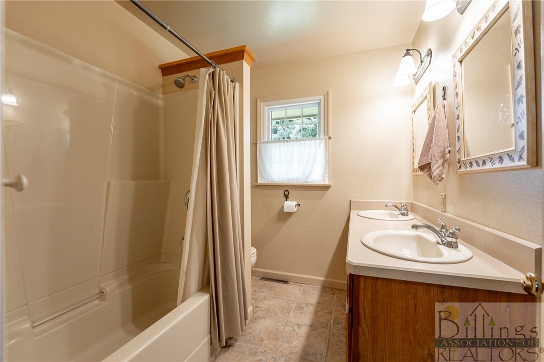 Red Lodge, Montana 59068, United States, 4 Bedrooms Bedrooms, ,2 BathroomsBathrooms,Residential,Contingent,55776