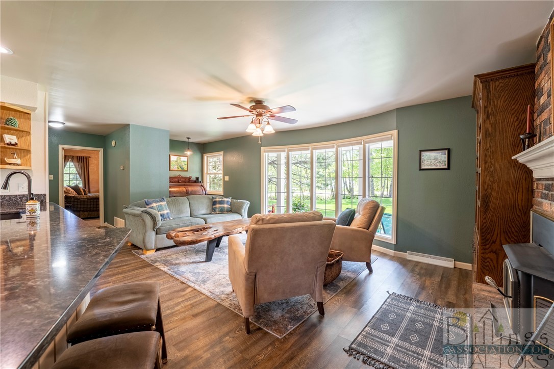 Red Lodge, Montana 59068, United States, 4 Bedrooms Bedrooms, ,2 BathroomsBathrooms,Residential,Contingent,55776