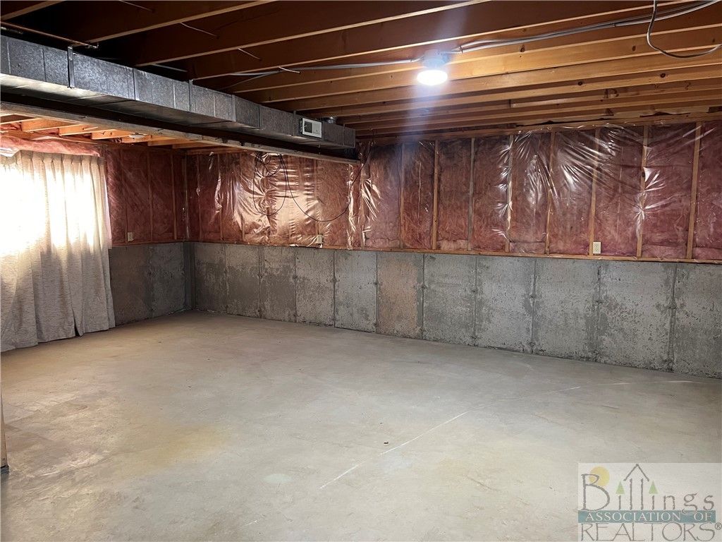 Billings, Montana 59102, United States, 3 Bedrooms Bedrooms, ,1 BathroomBathrooms,Residential,Pending,34052