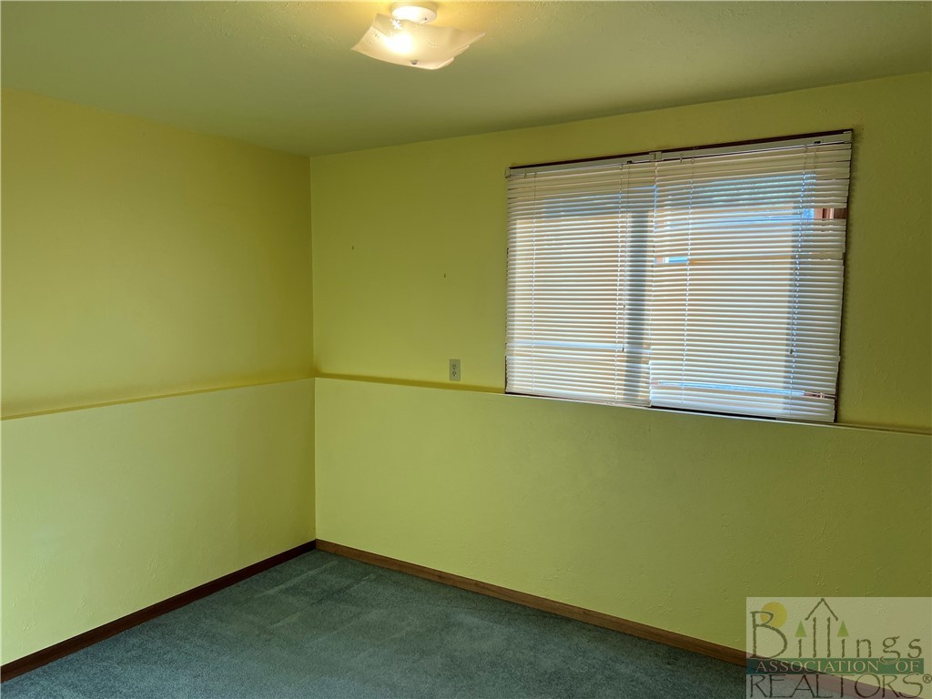 Billings, Montana 59102, United States, 3 Bedrooms Bedrooms, ,1 BathroomBathrooms,Residential,Pending,34052