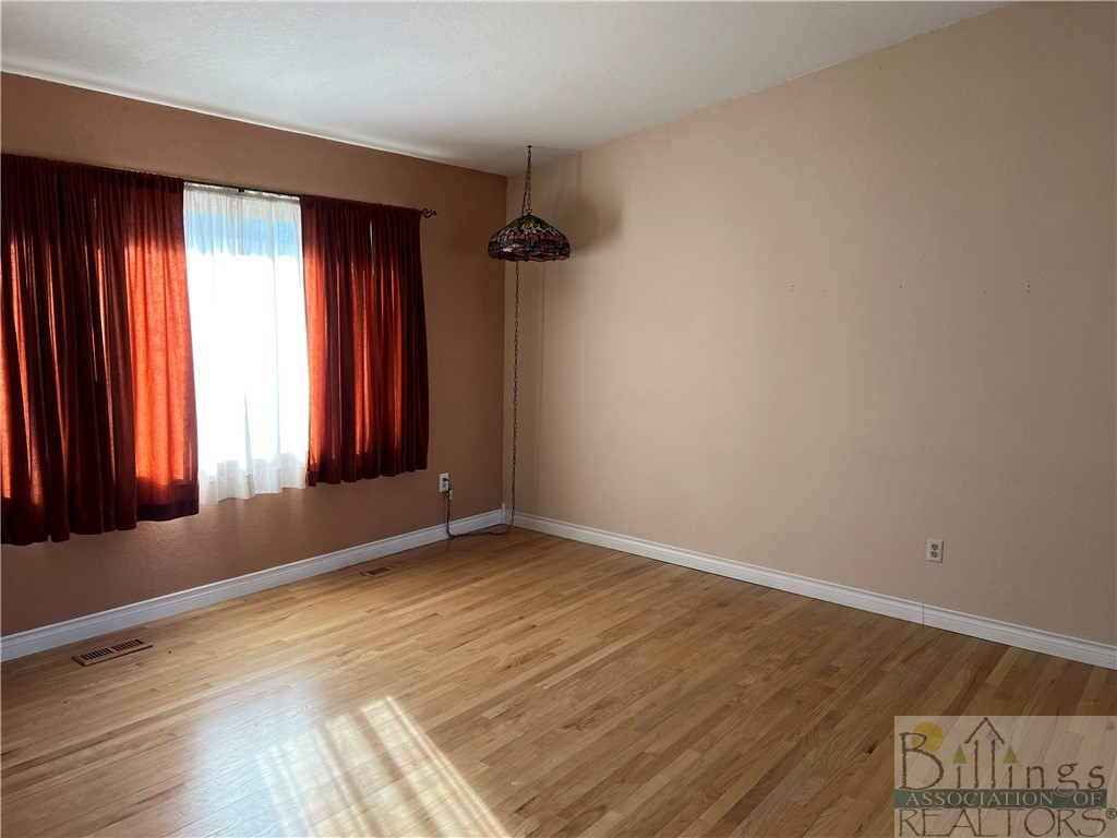 Billings, Montana 59102, United States, 3 Bedrooms Bedrooms, ,1 BathroomBathrooms,Residential,Pending,34052