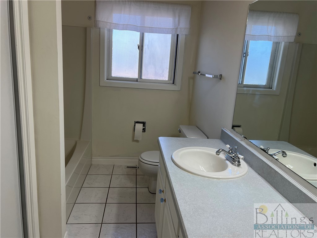 Billings, Montana 59102, United States, 3 Bedrooms Bedrooms, ,1 BathroomBathrooms,Residential,Pending,34052