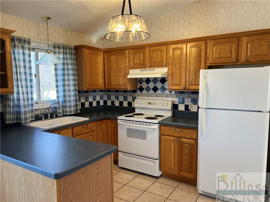 Billings, Montana 59102, United States, 3 Bedrooms Bedrooms, ,1 BathroomBathrooms,Residential,Pending,34052