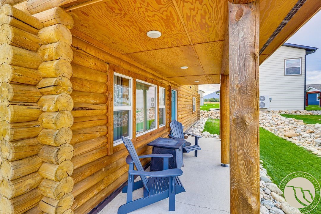 2909 Elderberry Avenue 2