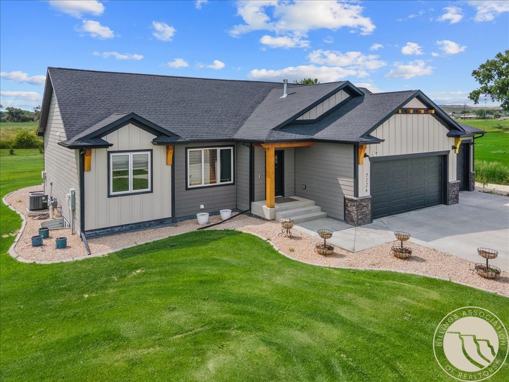 7126 Skycrest Drive