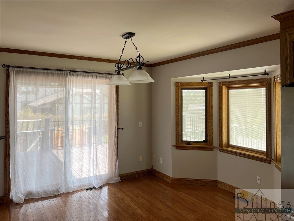 Billings, Montana 59106, United States, 5 Bedrooms Bedrooms, ,4 BathroomsBathrooms,Residential,Pending,73052