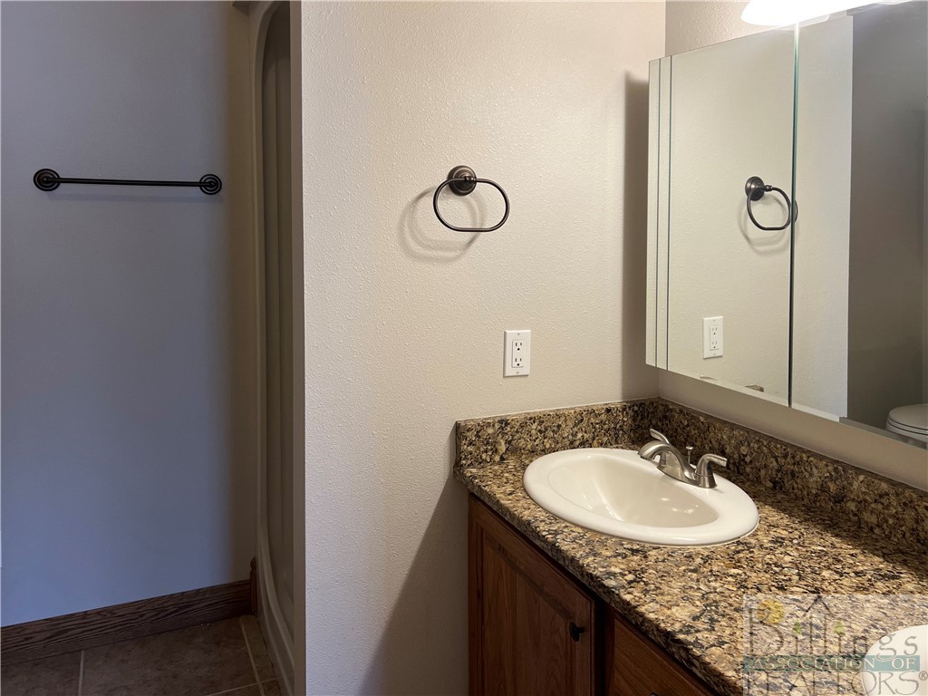 Billings, Montana 59106, United States, 5 Bedrooms Bedrooms, ,4 BathroomsBathrooms,Residential,Pending,73052