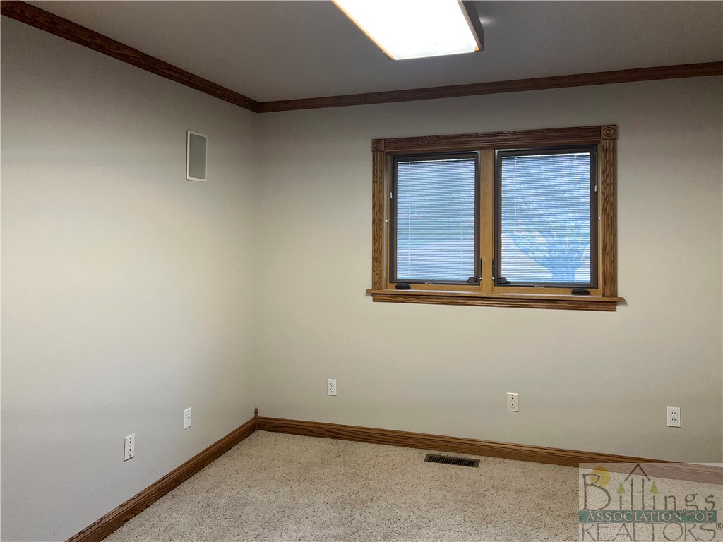 Billings, Montana 59106, United States, 5 Bedrooms Bedrooms, ,4 BathroomsBathrooms,Residential,Pending,73052