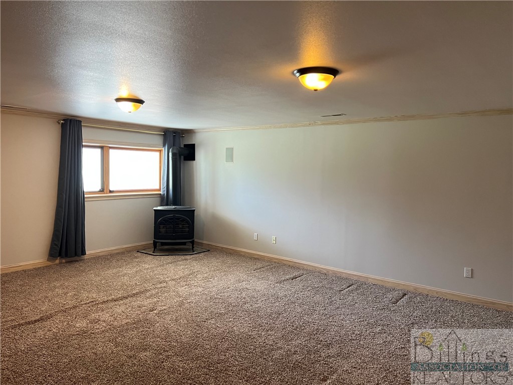 Billings, Montana 59106, United States, 5 Bedrooms Bedrooms, ,4 BathroomsBathrooms,Residential,Pending,73052