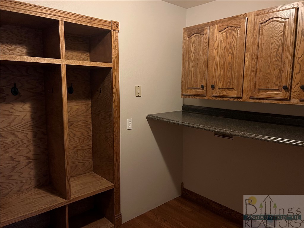 Billings, Montana 59106, United States, 5 Bedrooms Bedrooms, ,4 BathroomsBathrooms,Residential,Pending,73052