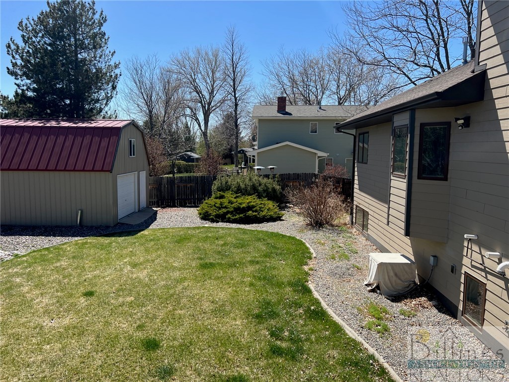 Billings, Montana 59106, United States, 5 Bedrooms Bedrooms, ,4 BathroomsBathrooms,Residential,Pending,73052