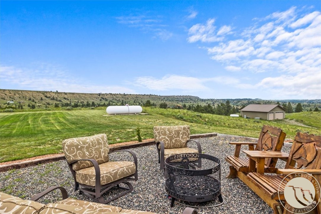 4355 Mountain View