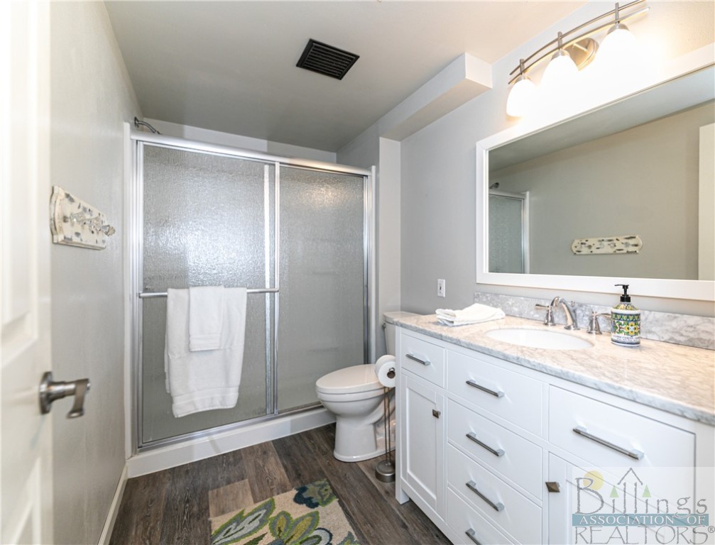 Billings, Montana 59102, United States, 6 Bedrooms Bedrooms, ,3 BathroomsBathrooms,Residential,Contingent,68689