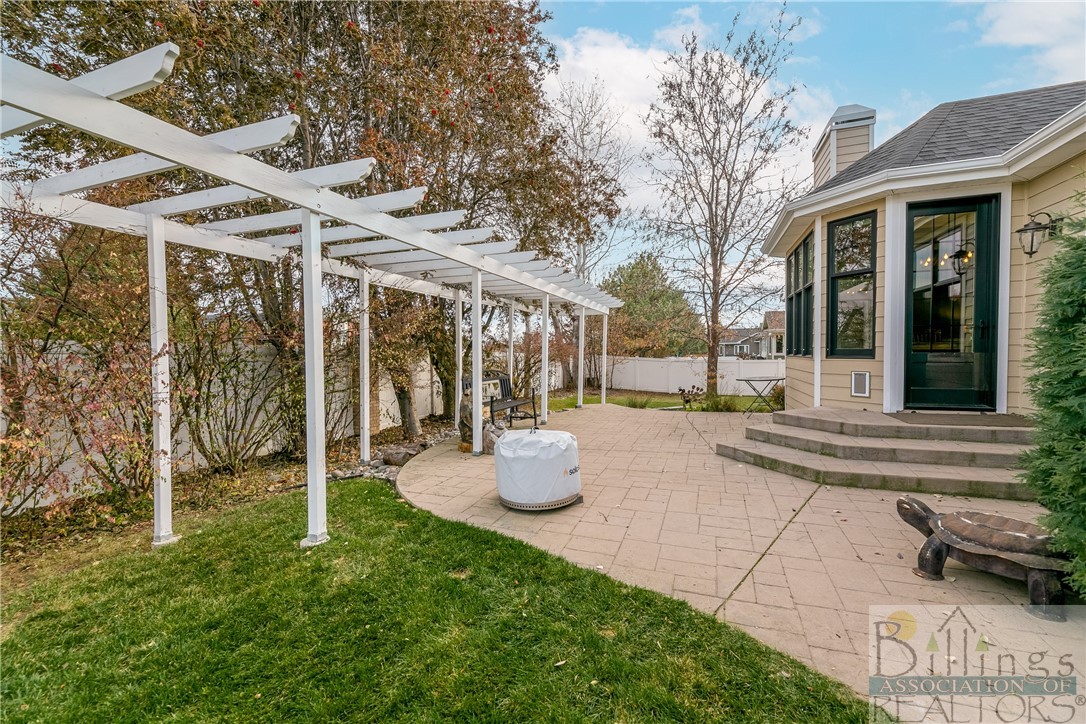 Billings, Montana 59102, United States, 6 Bedrooms Bedrooms, ,3 BathroomsBathrooms,Residential,Contingent,68689