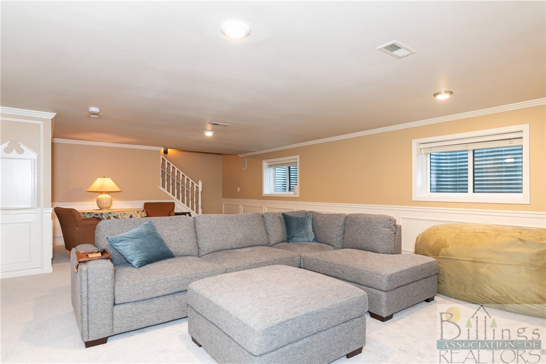 Billings, Montana 59102, United States, 6 Bedrooms Bedrooms, ,3 BathroomsBathrooms,Residential,Contingent,68689