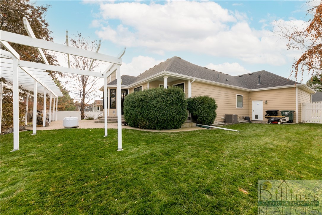 Billings, Montana 59102, United States, 6 Bedrooms Bedrooms, ,3 BathroomsBathrooms,Residential,Contingent,68689