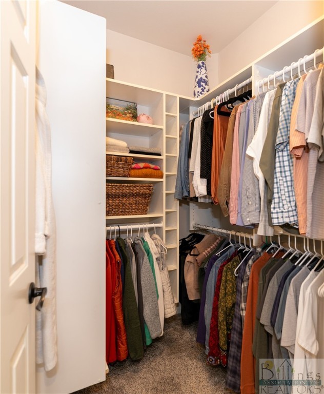 Billings, Montana 59102, United States, 6 Bedrooms Bedrooms, ,3 BathroomsBathrooms,Residential,Contingent,68689