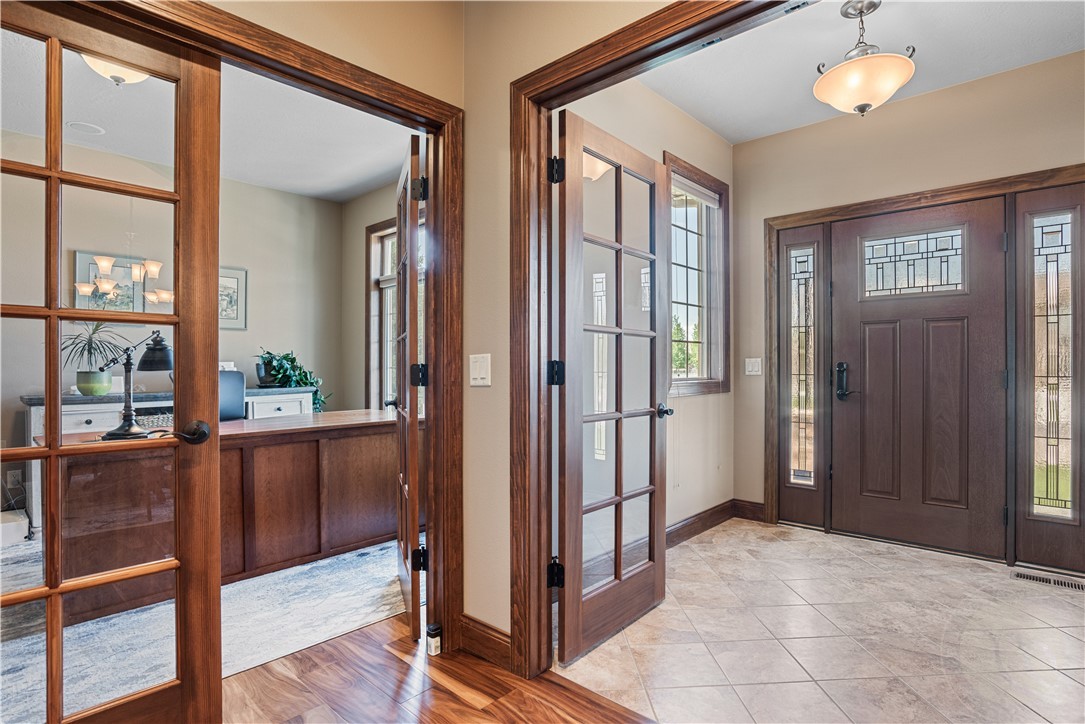 5221 Blue Heron Drive