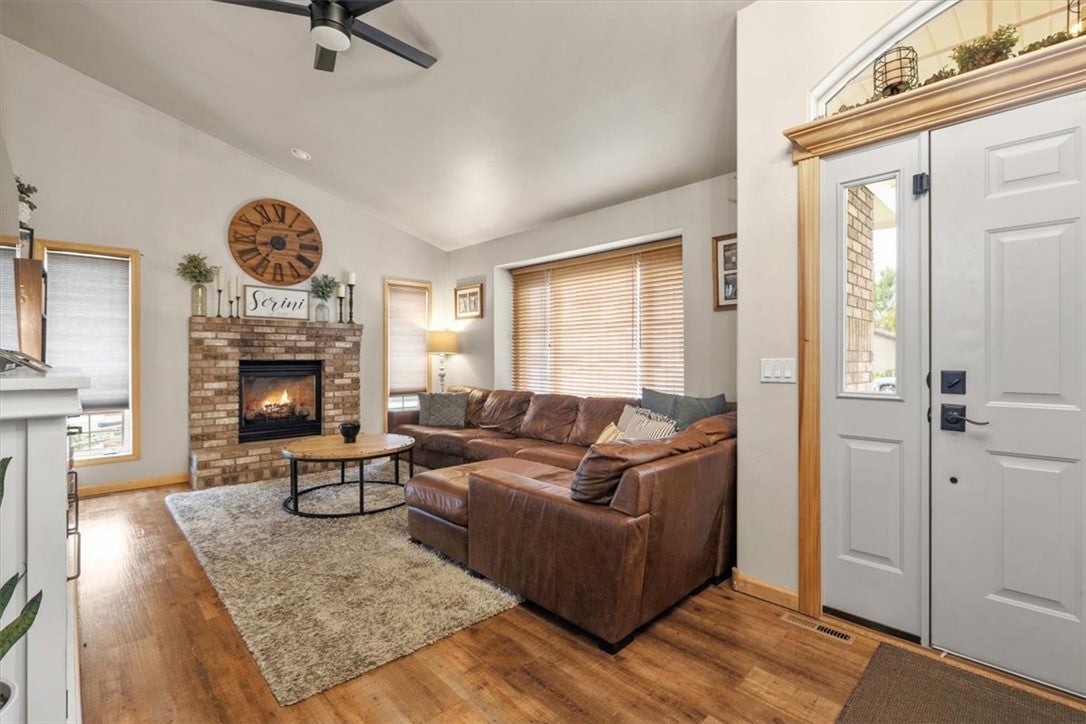 265 S 41st Street W