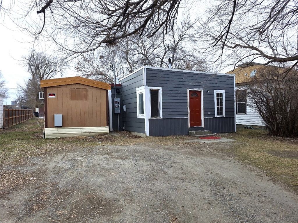 Photo of 612 N 15th Street, Billings, MT 59101 (MLS # 355985)