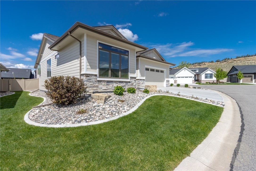 2522 Mountain Range Court