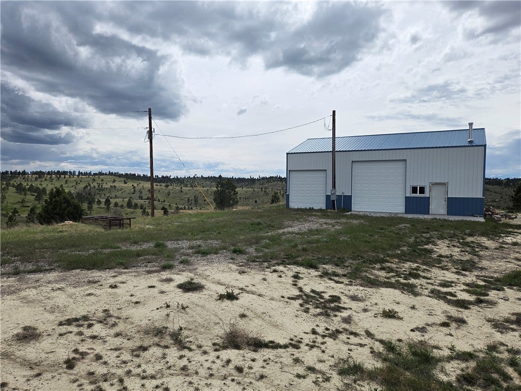 17 Grassland Way