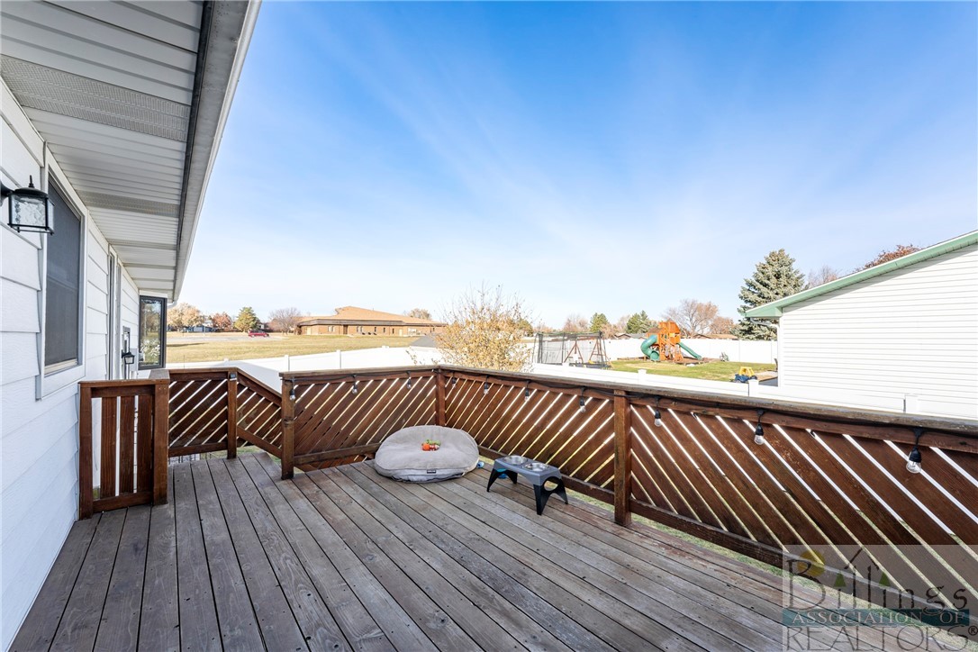 Billings, Montana 59105, United States, 4 Bedrooms Bedrooms, ,3 BathroomsBathrooms,Residential,Contingent,68412