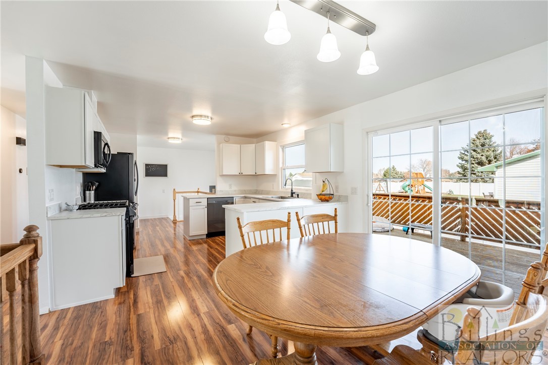 Billings, Montana 59105, United States, 4 Bedrooms Bedrooms, ,3 BathroomsBathrooms,Residential,Contingent,68412